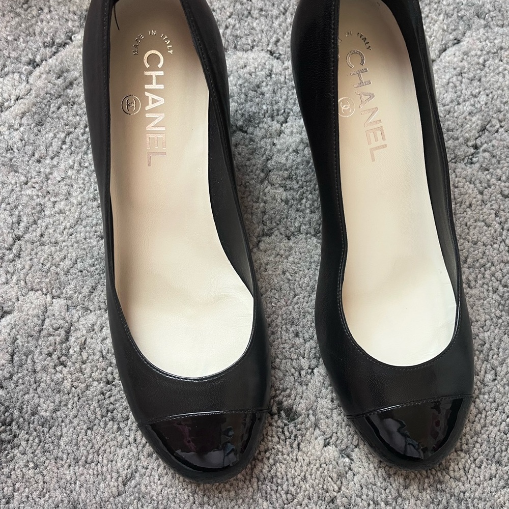 CHANEL Black Heels Timeless Elegance